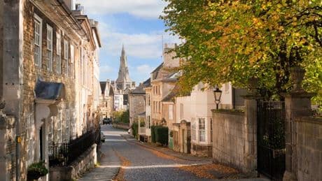 Beautiful UK town looks exactly like the Cotswolds but is 99-miles away