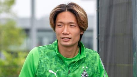 Ajax troeft PSV en Feyenoord af: Amsterdammers akkoord met Borussia Mönchengladbach over transfer Ko Itakura