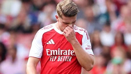 Premier League account posts Arsenal picture - and rival fans jump on it straight away