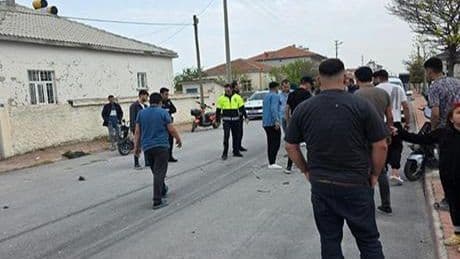 Feci kazada sürücünün gözü yerinden çıkıp yola fırladı
