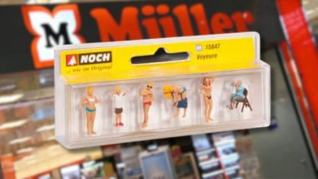 Nach Kritik an "Spanner"-Spielfiguren: Müller nimmt Modellfiguren-Set aus dem Sortiment