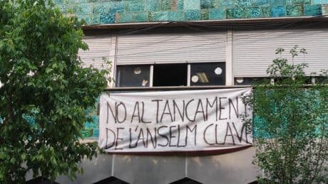 La escuela Anselm Clavé de Mollet deja en la calle a más de 300 niños para el próximo curso