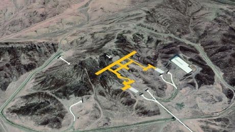Así es la base subterránea iraní que solo una bomba gigante puede destruir