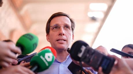 Almeida: &quot;Parece increíble, pero Cerdán se querelló contra mí por decir que era un corrupto&quot;