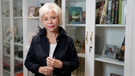 A civil war in Chile and a president's death by suicide inspired Isabel Allende's new novel