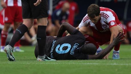 Lukaku, infortunio durante Napoli- Olympiacos: risentimento muscolare. Cosa è successo, come sta e i tempi di recupero