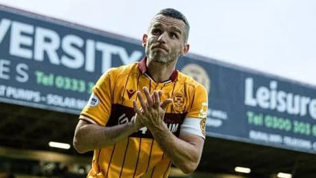 Catching Rangers cold can be vital for us, says Motherwell captain