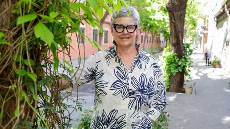 Eva Orúe, directora de la Feria del Libro de Madrid: &quot;Mi lugar favorito para leer es el autobús&quot;