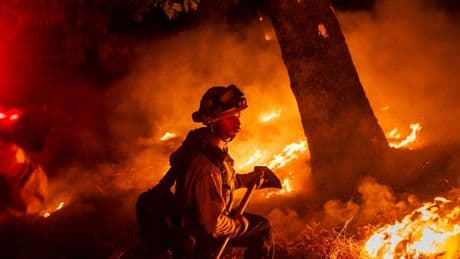 Wildfires expand in Oregon and California, threatening homes and prompting evacuations