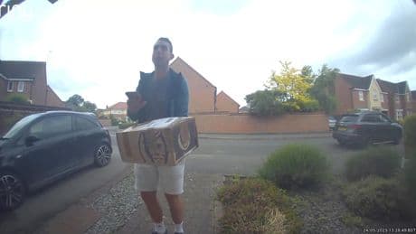 David Coote produced an admirable act of humility as picture of shamed ref working as Evri delivery driver went viral