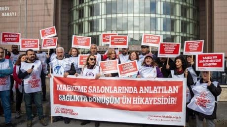 Özel hastane çetesi davasının duruşması yarına ertelendi