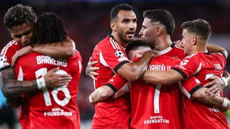 Champions League, tutte le squadre qualificate dopo i playoff: il Benfica elimina il Fenerbache di Mourinho, passa anche il Brugge