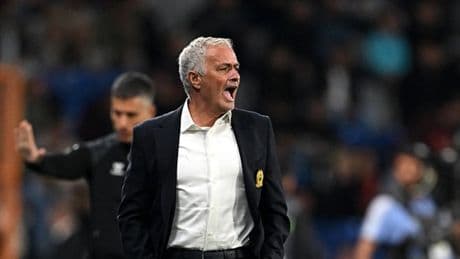 Jose Mourinho'dan hakeme VAR tepkisi!