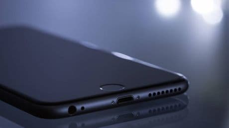 Samsung sbeffeggia Apple e a lancia la campagna #iCant