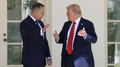 Trump alaba como hermosa ceremonia el impresionante desfile militar en China