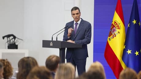 El fiasco de Sánchez y Macron para canalizar los ahorros de los europeos