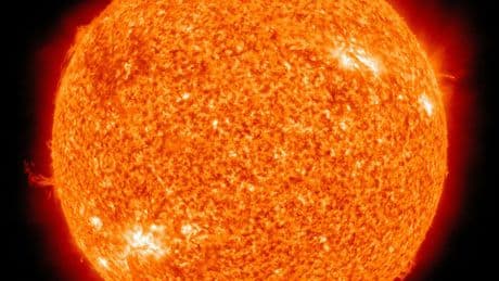 Una tormenta solar amenaza a las comunicaciones de todo el planeta