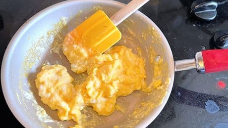 I tried Martha Stewart's hack for making 'the best scrambled eggs in the whole world,' and they were deliciously creamy