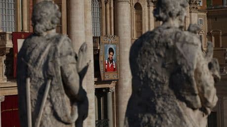 Vatikan: Papst spricht "Influencer Gottes" heilig
