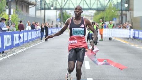 22^ Rosso Corri Trieste, si accende la sfida tra il doppio oro mondiale Muktar Edris e il vincitore 2024 Martin Kiprotich