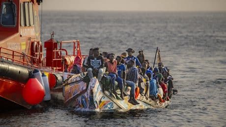 Canarias, Ceuta y Melilla serán los únicos territorios que trasladen menores migrantes, aunque otros aleguen sobreocupación