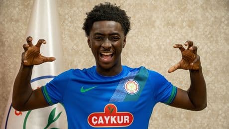 Rizespor, Crystal Palace'tan Jesurun Rak-Sakyi'yi kiraladı