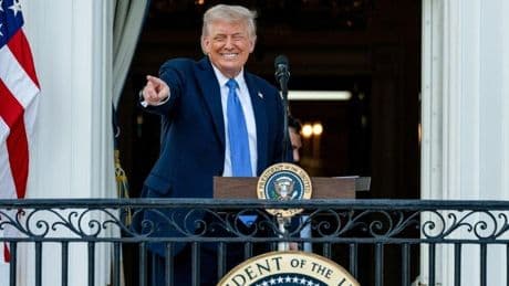 Trump y Xi Jinping mantienen su primera conversación telefónica