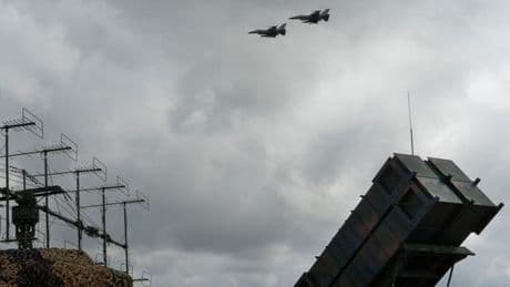Donald Trump retire aux Ukrainiens le parapluie antimissile américain, un coup de semonce pour les Européens