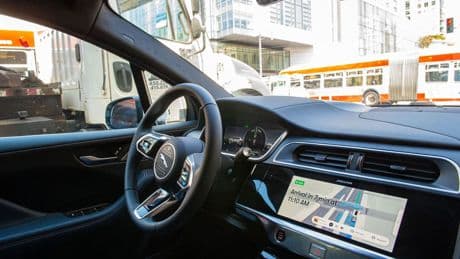 Autonomes Fahren: Waymo-Robotaxis machen mehr als 250.000 Fahrten pro Woche
