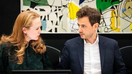 Violences à l’école : Paul Vannier et Violette Spillebout, un duo offensif et inattendu face à François Bayrou