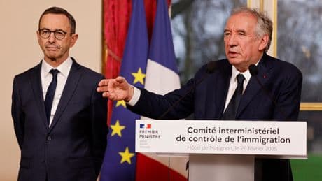 Face au risque de censure du gouvernement, que peut faire Bruno Retailleau ?