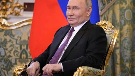 New sanctions are ‘really bad things’ that Trump should drop on peace-averse Putin