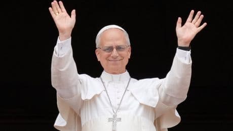 AP PHOTOS: Pope Leo XVI addresses crowds in his first Sunday noon blessing as pontiff