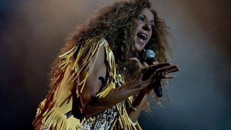Rosario Flores: «Soy una artista de directo y a Santurtzi voy con toda mi energía»