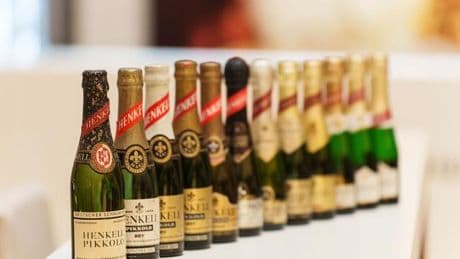 Schaumwein-Jubiläum: Elegant und praktisch – Piccolo gefällt seit Generationen