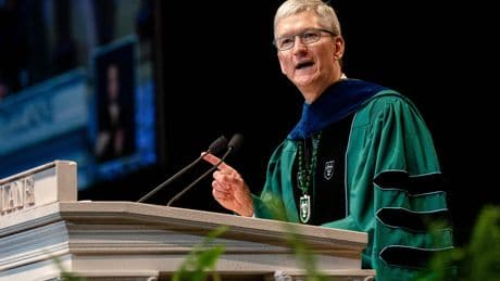 23 valuable pieces of advice from graduation speeches throughout history