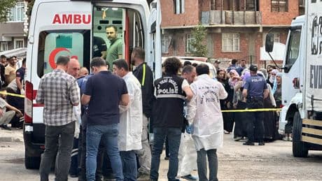 Erzurum'da acı olay... 4 yaşındaki çocuk çöp kamyonunun altında kaldı