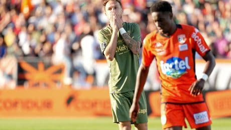 EN DIRECT - Multiplex Ligue 2 : Montpellier à la peine, Saint-Etienne revient au score