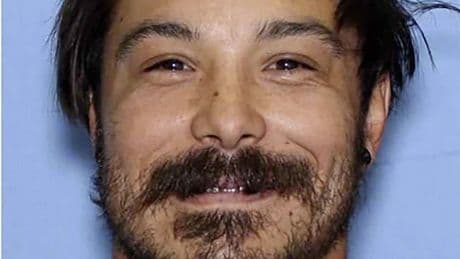 American father wanted for allegedly killing his three daughters may be trying to flee to Canada