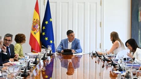 El Gobierno incluye asesores científicos fijos en el Sistema de Seguridad Nacional frente a futuras pandemias, volcanes o riadas