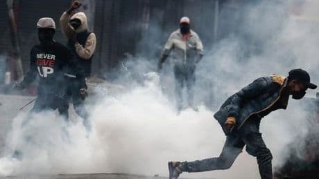 « Ce n’est plus un gardien indépendant de l’ordre public » : au Kenya, l’ultra violence policière inquiète