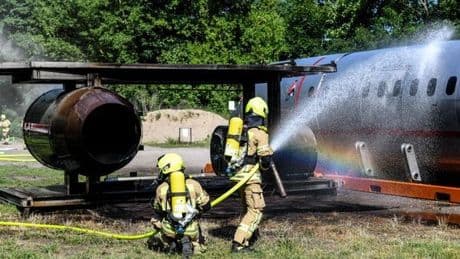 Wie Rettungskräfte sich auf eine Flugzeugkollision vorbereiten