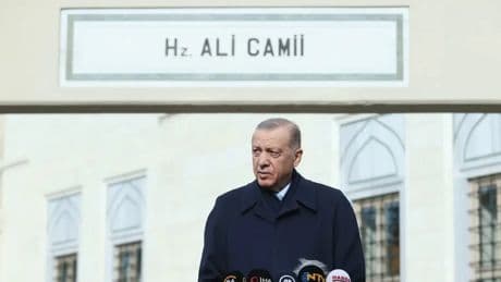 Başkan Erdoğan, cuma namazını Hz. Ali Camisi'nde kıldı