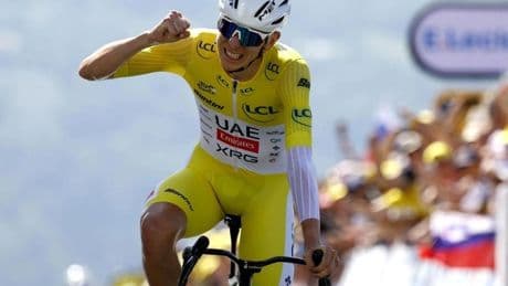 Pogacar: «Si al final de mi carrera no me hablo con el 99% del pelotón, me centraré en mis amigos y en mi novia»