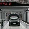 Tesla blijft klappen krijgen op automarkt: inschrijvingen dalen met bijna 58 procent, Chinese concurrent BYD bijna even groot