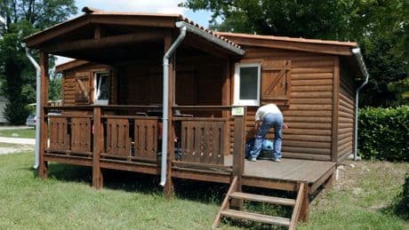 En Loire-Atlantique, des étudiants contraints d'habiter au camping sur fond de tension locative
