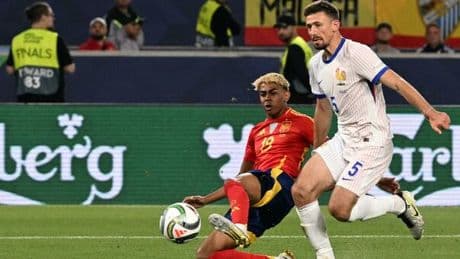 Spagna-Francia 5-4, Furie Rosse in finale di Nations League nonostante lo spavento: sfideranno il Portogallo