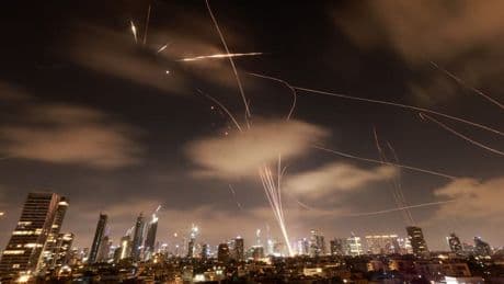 DIRECT. Iran-Israël:  Donald Trump ferme l'ambassade américaine à Jérusalem, Téhéran tire des missiles hypersoniques