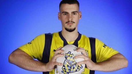 Fenerbahçe'de Ognjen Mimovic'e iki talip!