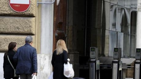 Statali, l?esercito di 6.000 manager: tra tetto agli stipendi e premi distribuiti a pioggia